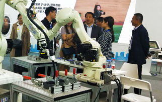 機器人閃亮2019絲博會 智能機器人銷售