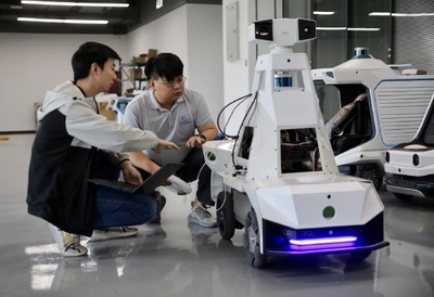 中原動(dòng)力智能機(jī)器人 智能制造領(lǐng)域的杰出代表